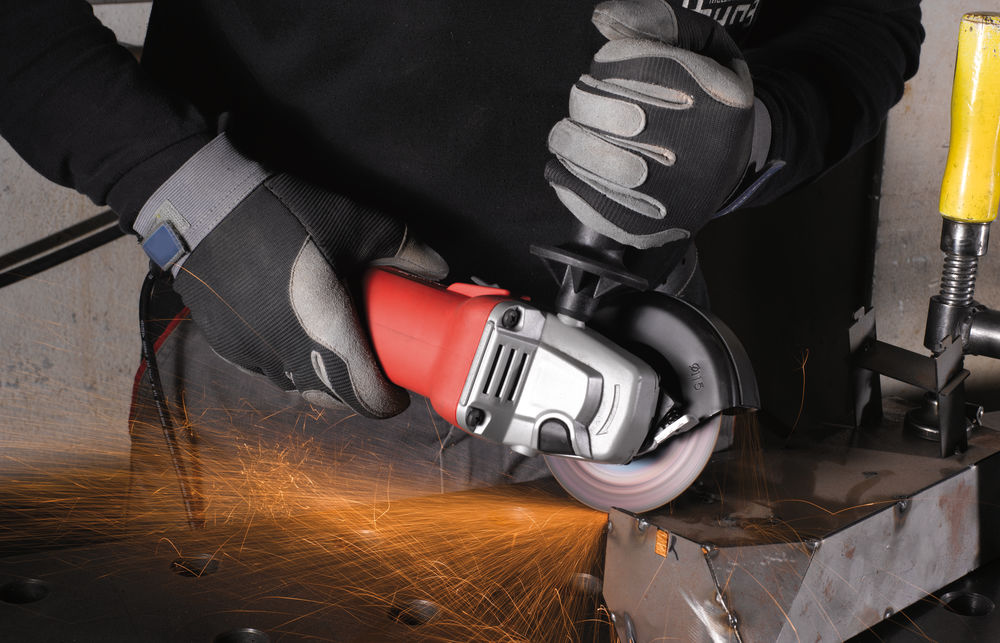 AMOLADORA MILWAUKEE AG 10-125 EK